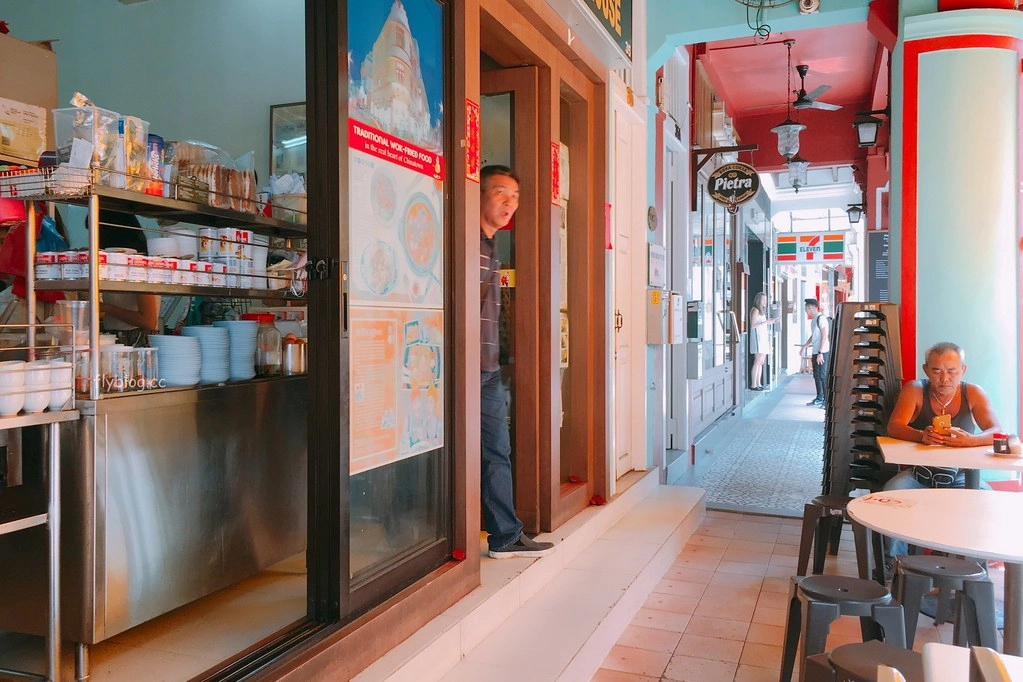 東亞餐室┃新加坡美食：獅城必吃咖椰吐司，傳承到第四代的美食餐廳，連在地人都推薦 @飛天璇的口袋