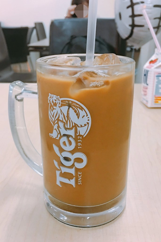 東亞餐室┃新加坡美食：獅城必吃咖椰吐司，傳承到第四代的美食餐廳，連在地人都推薦 @飛天璇的口袋