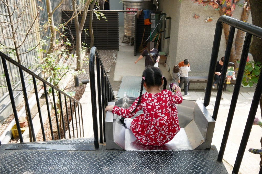 板陶窯交趾剪黏工藝園區：超療癒又童趣的親子旅遊景點~貓咪車站、沙坑、溜滑梯、手作DIY @飛天璇的口袋