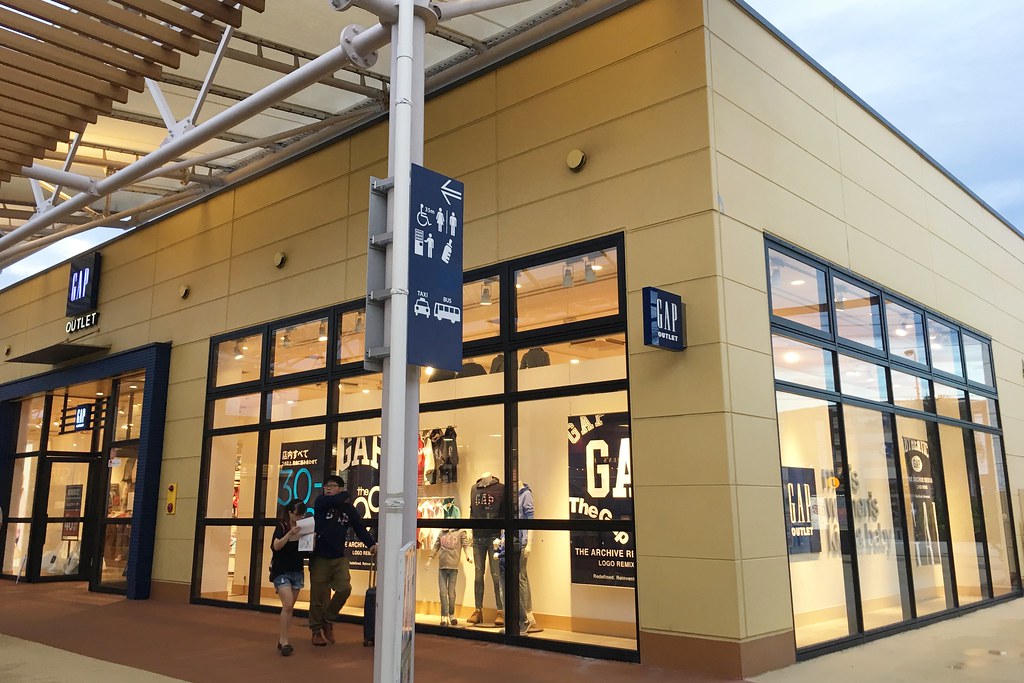 日本沖繩｜沖繩自由行．沖繩自駕5天4夜行程規劃懶人包，行前需知、住宿推薦、租車事宜、美食推薦、沖繩景點、必買伴手禮(附各景點MAP CODE) @飛天璇的口袋