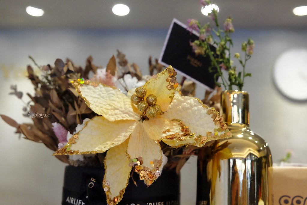 PIEPAI Cafe┃桃園美食：超夢幻網美咖啡館，桃園IG打卡名店，甜點夢幻又好拍，寵物友善餐廳 @飛天璇的口袋