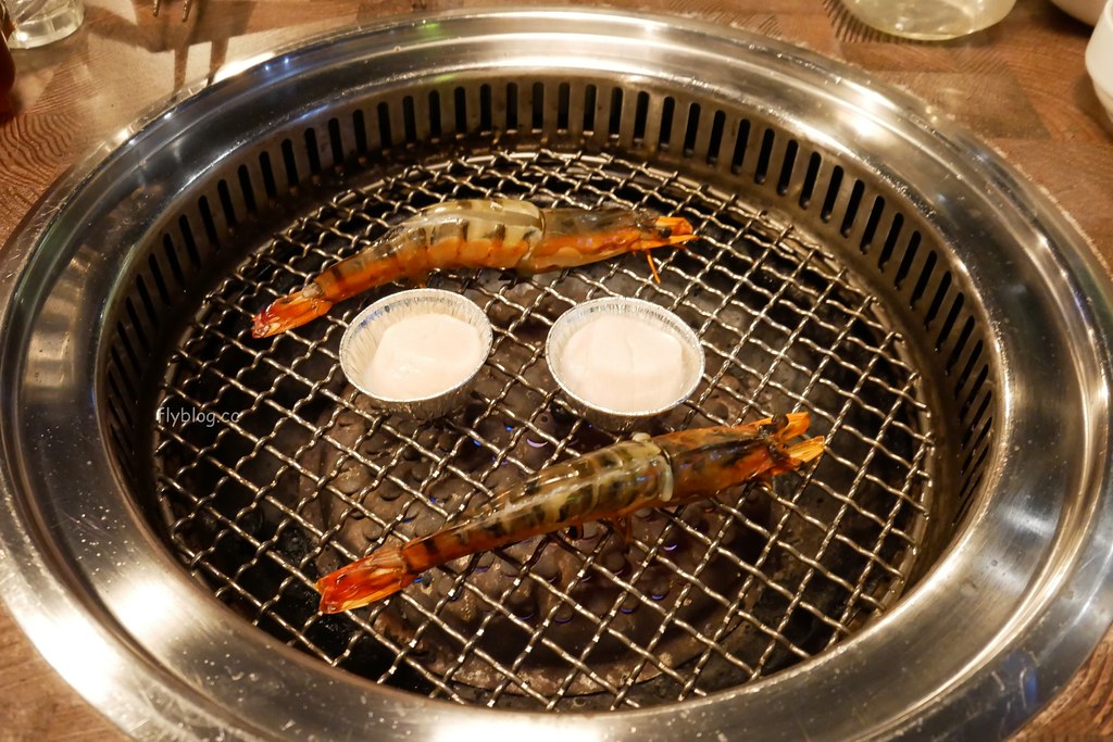 森森燒肉@中科店┃台中西屯：東西好吃服務也不錯，當月壽星生日還有打8.5折 @飛天璇的口袋