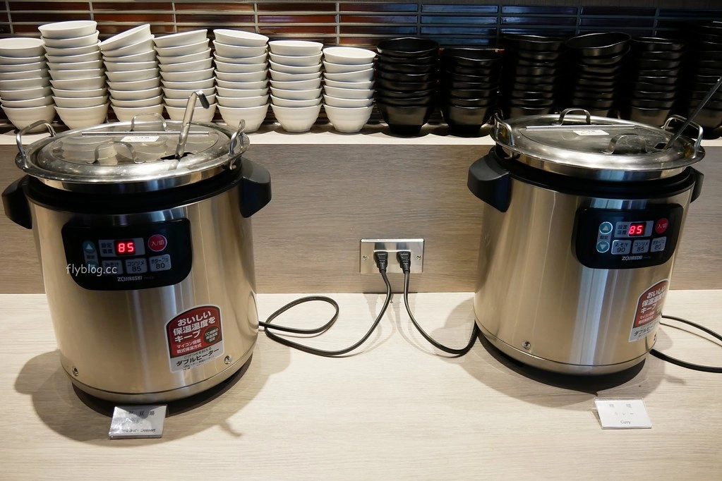 但馬屋涮涮鍋｜台中三井Outlet美食，日本黑毛和牛吃到飽在台第一間分店，日本百年歷史涮涮鍋、壽喜燒連鎖店 @飛天璇的口袋