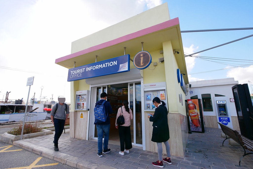 馬爾他 Malta｜馬爾薩什洛克 Marsaxlokk．五彩繽紛的小漁村，如油畫般的唯美浪漫 @飛天璇的口袋