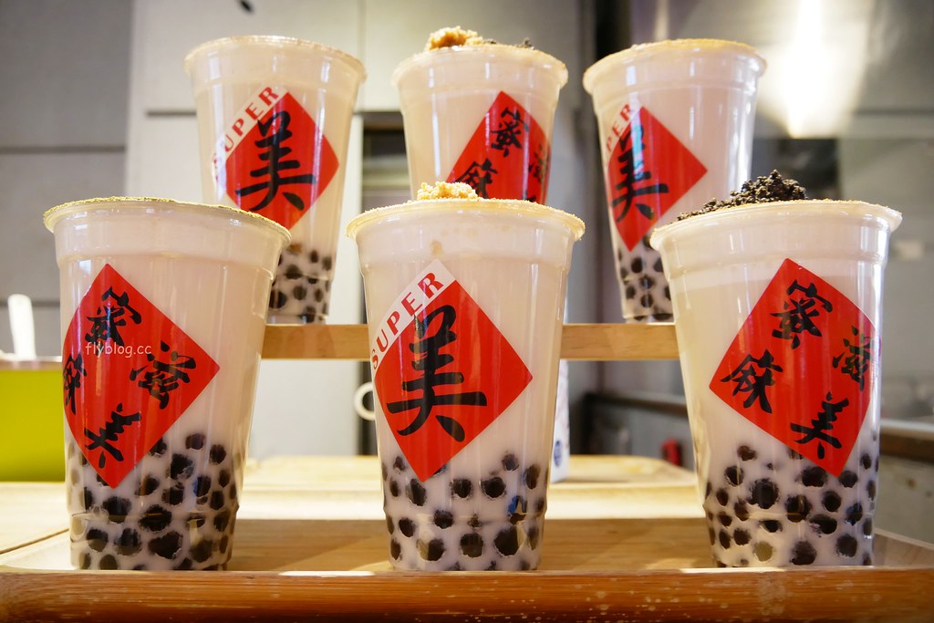 I PLAZA．愛廣場┃台中北區：集聚台中多家最潮的打卡名店，一中商圈愛廣場美食小吃懶人包 @飛天璇的口袋