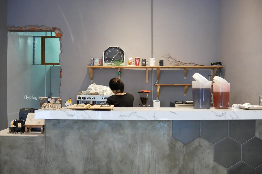 Chillax Sandwich．放鬆：台中美術館綠園道早午餐推薦，以三明治為主食，環境簡單餐點不錯 @飛天璇的口袋