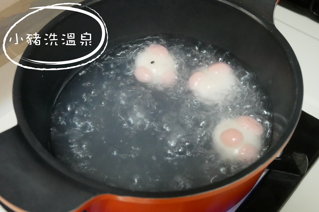 可愛的小豬湯圓DIY做法｜冬至、元宵節就該全家一起吃湯圓，「小豬湯圓食譜」享受親子樂趣 @飛天璇的口袋