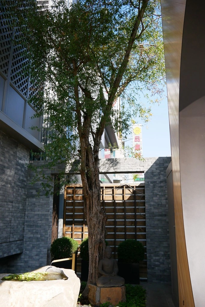 台中南屯｜老常在麻辣火鍋．輕井澤集團麻辣火鍋，鍋底吃不完還可以打包 @飛天璇的口袋