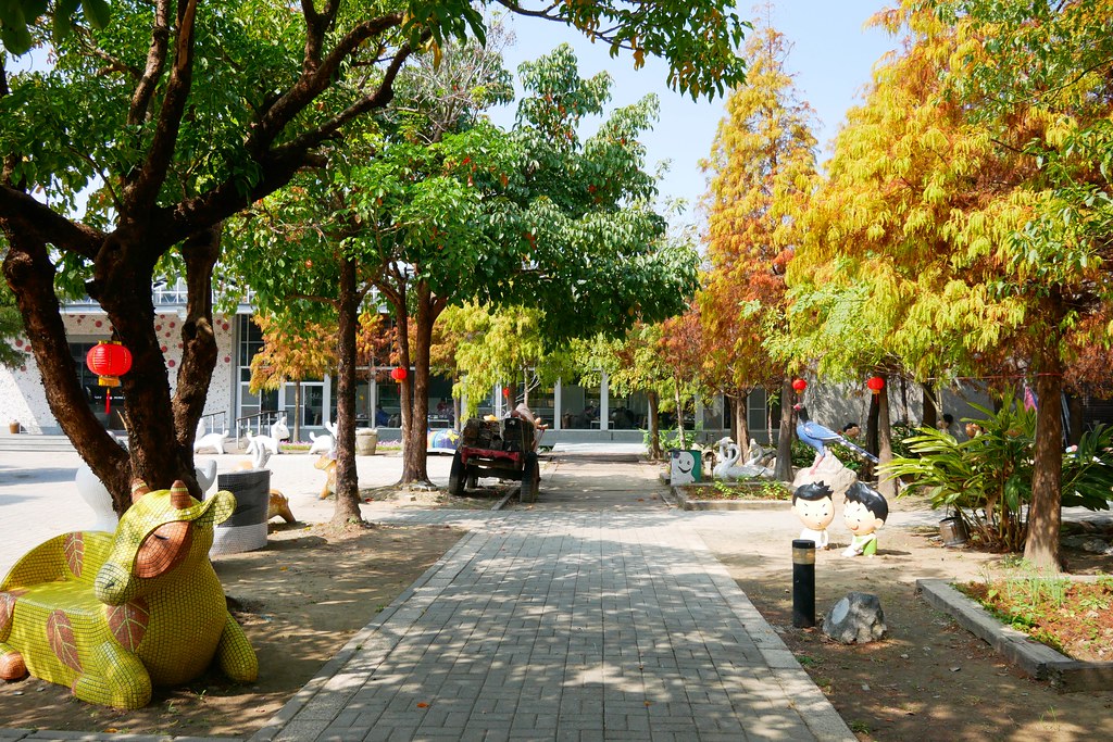 板陶窯交趾剪黏工藝園區：超療癒又童趣的親子旅遊景點~貓咪車站、沙坑、溜滑梯、手作DIY @飛天璇的口袋