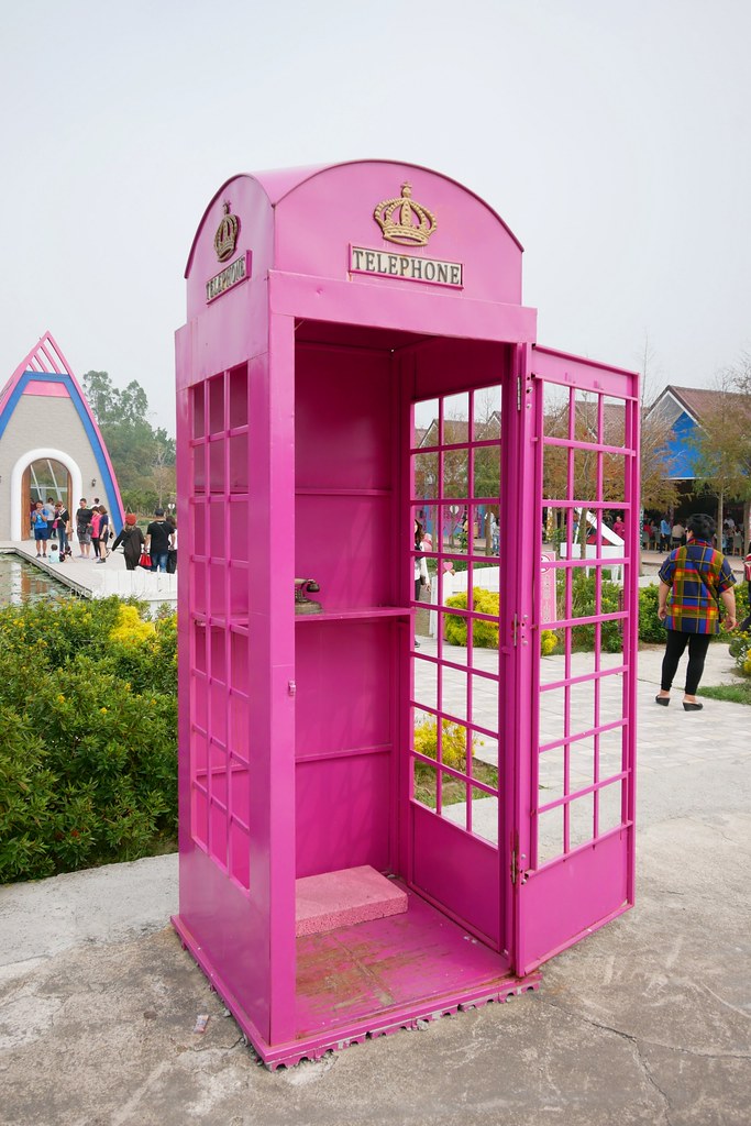 雲林古坑｜古坑珍．粉紅城堡．水漾森林教堂：充滿浪漫氛圍的童話森林~粉紅城堡、大草原、彩虹步道、水漾森林，情侶約會和親子旅遊的好地方 @飛天璇的口袋