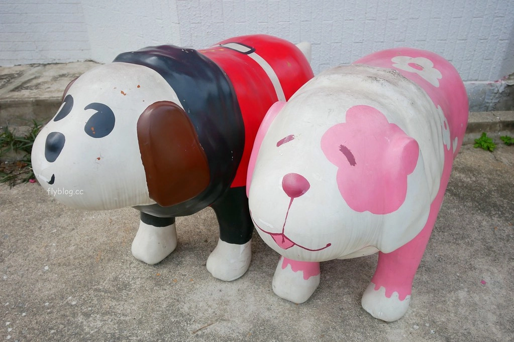 雲林古坑｜古坑珍．粉紅城堡．水漾森林教堂：充滿浪漫氛圍的童話森林~粉紅城堡、大草原、彩虹步道、水漾森林，情侶約會和親子旅遊的好地方 @飛天璇的口袋