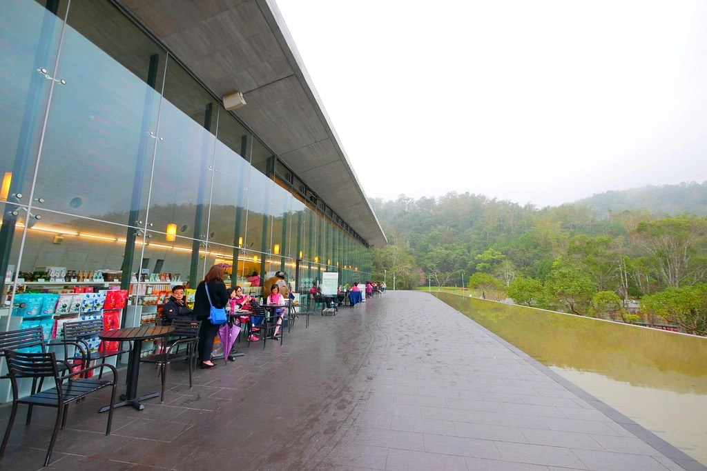 南投魚池｜向山遊客中心．日月潭必訪的水社碼頭，CNN評選世界最美的自由車道之一 @飛天璇的口袋