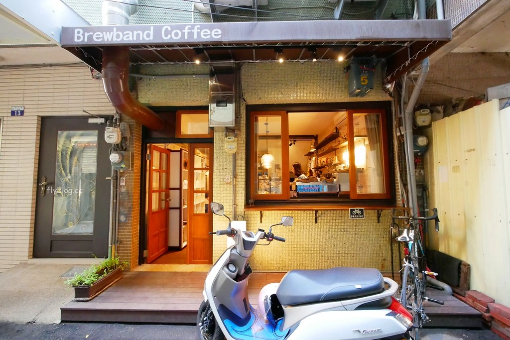 【2025大甲小吃美食懶人包】3月瘋媽祖也要瘋美食，大甲鎮瀾宮周邊美食推薦 @飛天璇的口袋