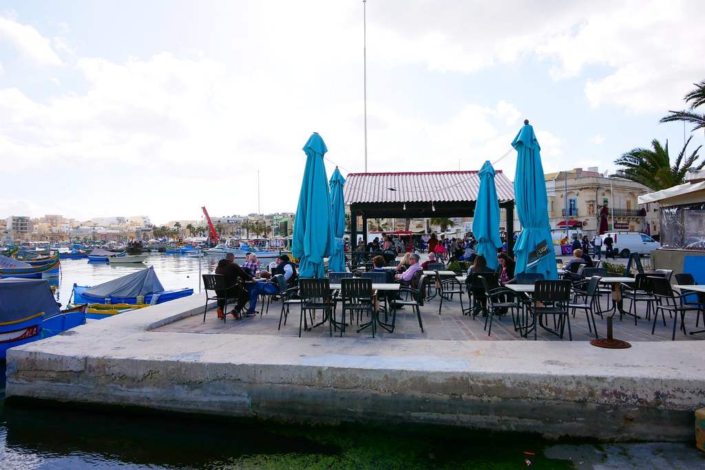 馬爾他 Malta｜馬爾薩什洛克 Marsaxlokk．五彩繽紛的小漁村，如油畫般的唯美浪漫 @飛天璇的口袋