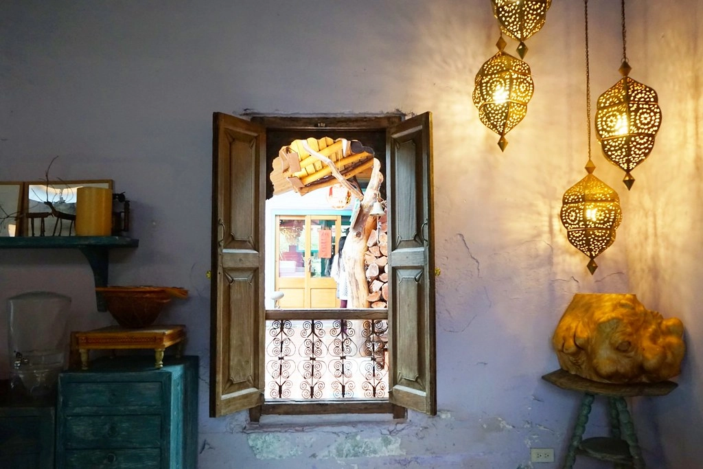 新竹香山｜Luau Pizza 柴寮披薩｜充滿異國風情的魔法小木屋，享受美食的同時又可以接觸大自然，新竹香山IG熱門打卡景點 @飛天璇的口袋