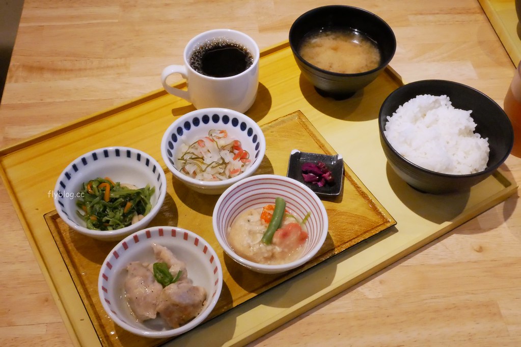 日本京都｜京菜味のむら，只要500日圓就可以吃到營養滿滿的日式早餐，京都十大早餐推薦！ @飛天璇的口袋