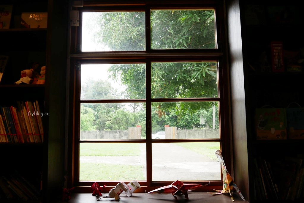 台中清水｜海灣繪本館：走進充滿童趣的海洋世界，老宅改建賦予新生命，館內不定期舉辦活動 @飛天璇的口袋