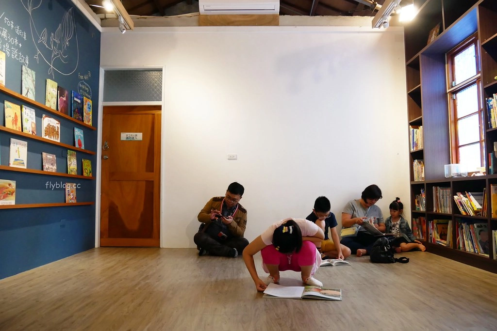 台中清水｜海灣繪本館：走進充滿童趣的海洋世界，老宅改建賦予新生命，館內不定期舉辦活動 @飛天璇的口袋
