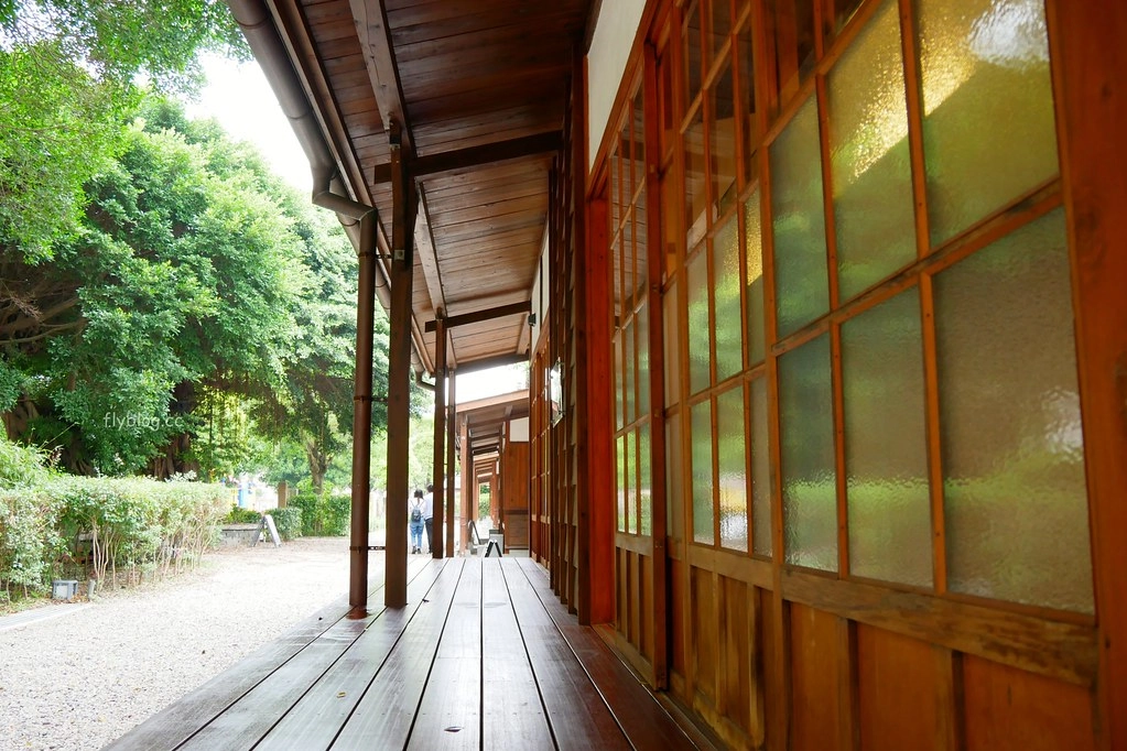 清水國小日式宿舍群｜欣賞和洋折衷建築之美，全台第一座校園古蹟，還有附設遊樂場可以遛小孩 @飛天璇的口袋