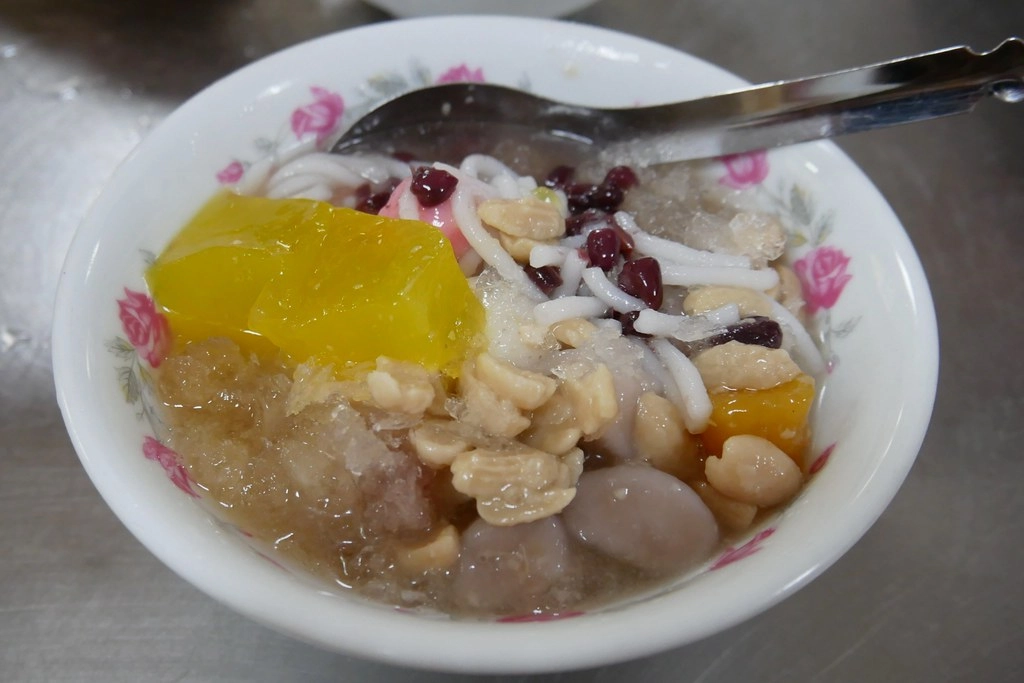 台中【第五市場美食】這樣吃！10+小吃美食伴手禮 @飛天璇的口袋