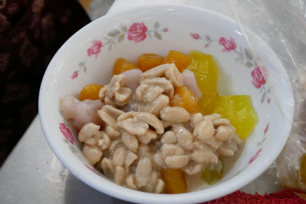 台中西區｜味香鮮肉湯圓．第五市場20幾年傳統麵店，還有古早味三種冰 @飛天璇的口袋