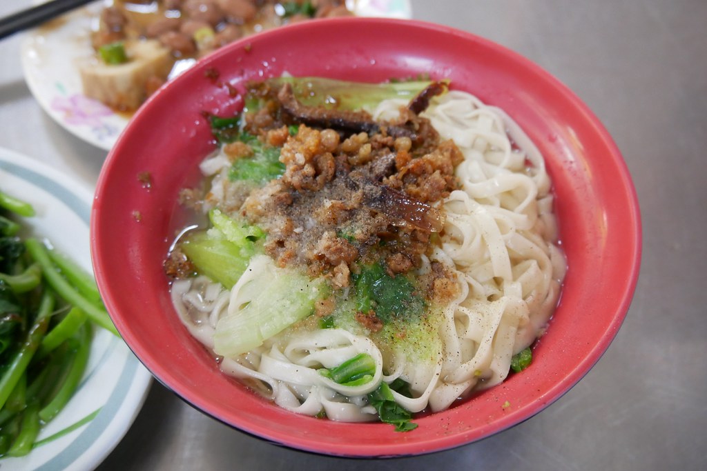 台中西區｜味香鮮肉湯圓．第五市場20幾年傳統麵店，還有古早味三種冰 @飛天璇的口袋