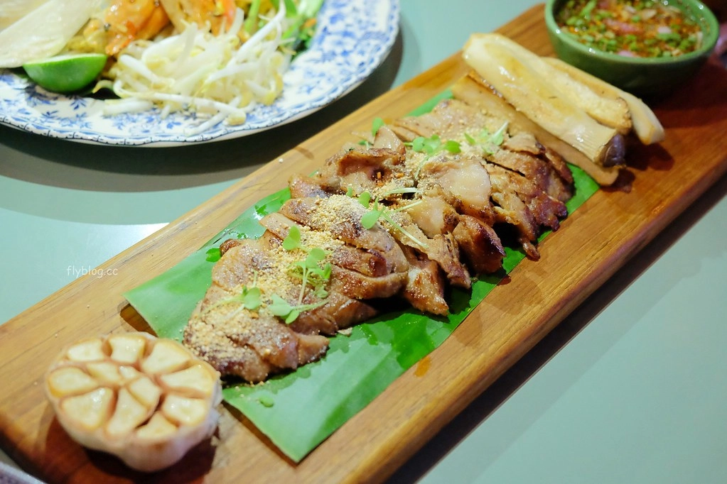 泰國清邁｜The House by Ginger，清邁老城區米其林必比登推薦餐廳，華麗帶有藝廊風格的復合式餐廳 @飛天璇的口袋