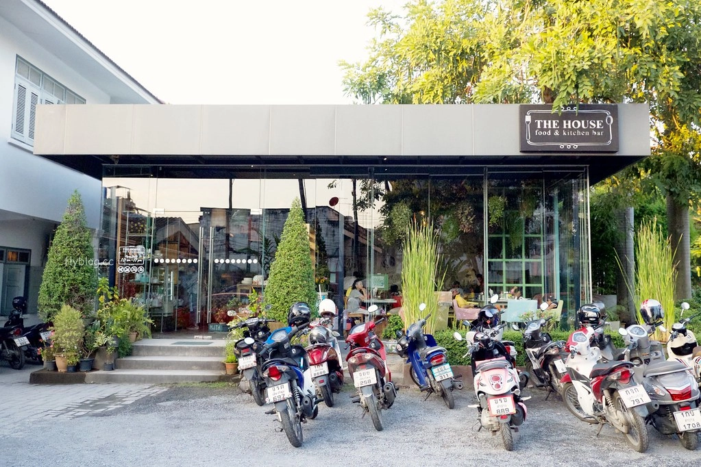 泰國清邁｜The House by Ginger，清邁老城區米其林必比登推薦餐廳，華麗帶有藝廊風格的復合式餐廳 @飛天璇的口袋