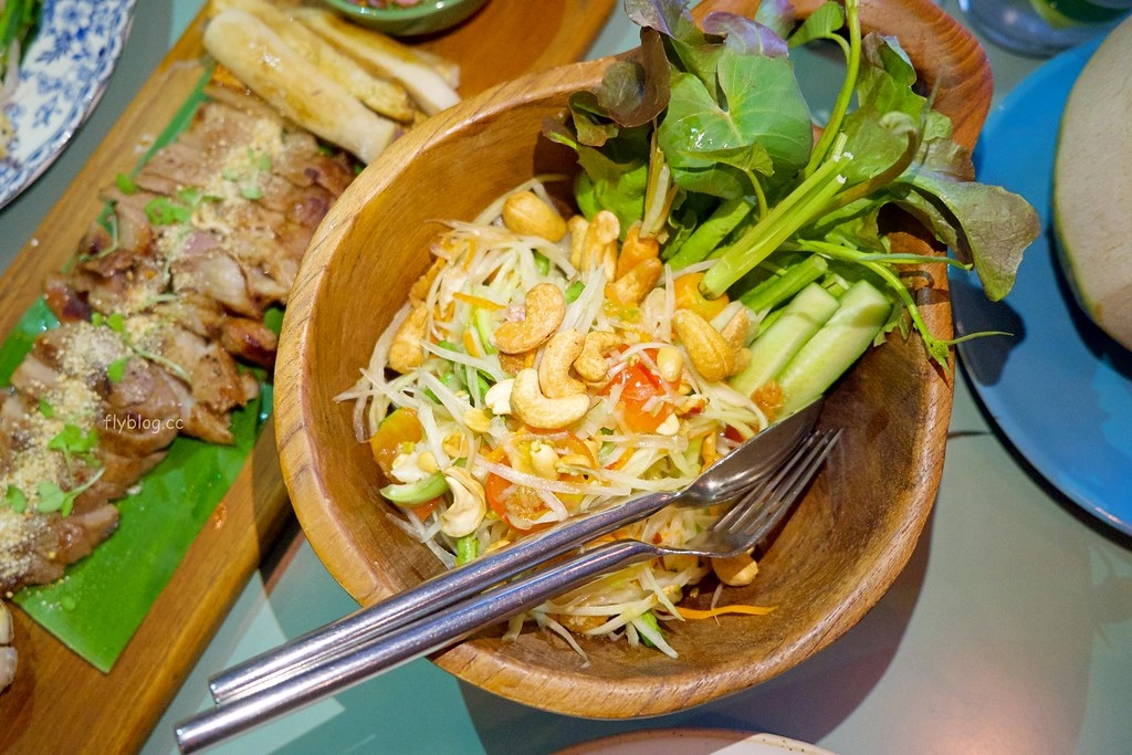 泰國清邁｜The House by Ginger，清邁老城區米其林必比登推薦餐廳，華麗帶有藝廊風格的復合式餐廳 @飛天璇的口袋