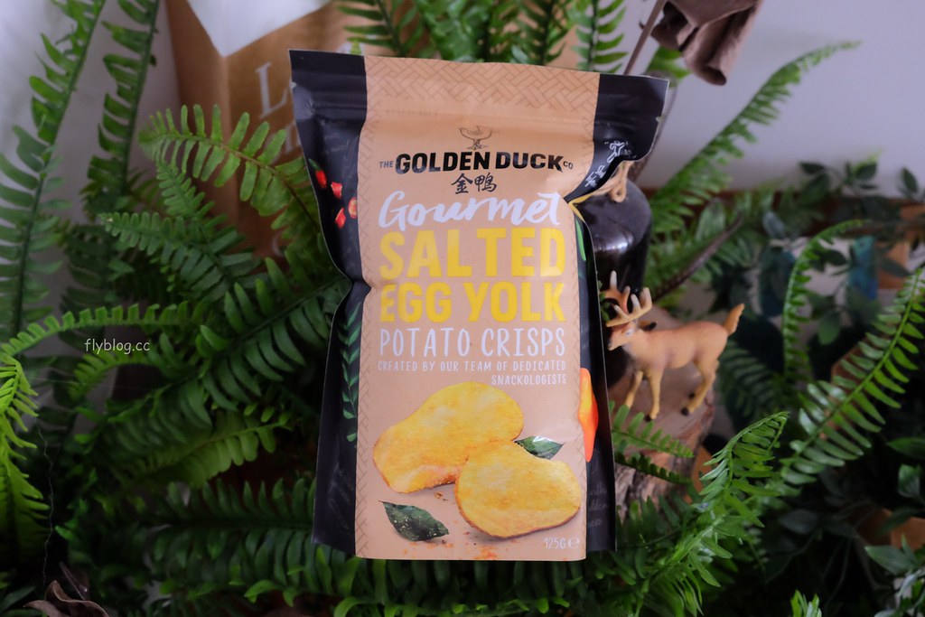 金鴨原創鹹蛋黃零食：新加坡米其林美食節指定零食 X 新加坡必買伴手禮推薦~台灣也買得到了！ @飛天璇的口袋