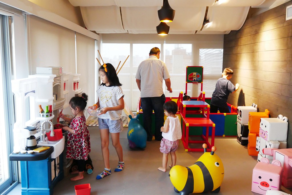 台北中山｜亞都麗緻大飯店，迎接瘋狂暑假季，親子套房還有可愛的帳篷、點心籃、過夜包 @飛天璇的口袋