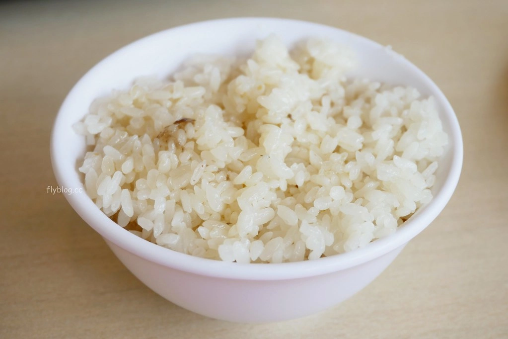 皇津小吃店｜大甲燜鴨創始店，一隻燜鴨兩種吃法，還有隱藏版客家料理 @飛天璇的口袋