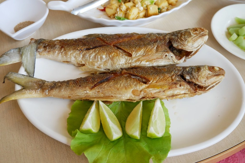 皇津小吃店｜大甲燜鴨創始店，一隻燜鴨兩種吃法，還有隱藏版客家料理 @飛天璇的口袋