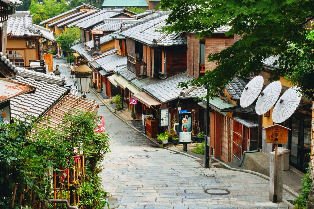 日本京都｜清水寺一日遊．茶碗坂、清水坂、二年坂、三年坂(周邊景點 X 美食推薦) @飛天璇的口袋