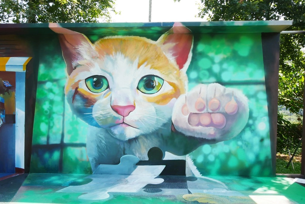 竹山海盜村景觀彩繪園區｜走進童話世界，3D童話彩繪牆、夢幻旋轉木馬 、 二樓高海盜船、氣墊溜滑梯 @飛天璇的口袋