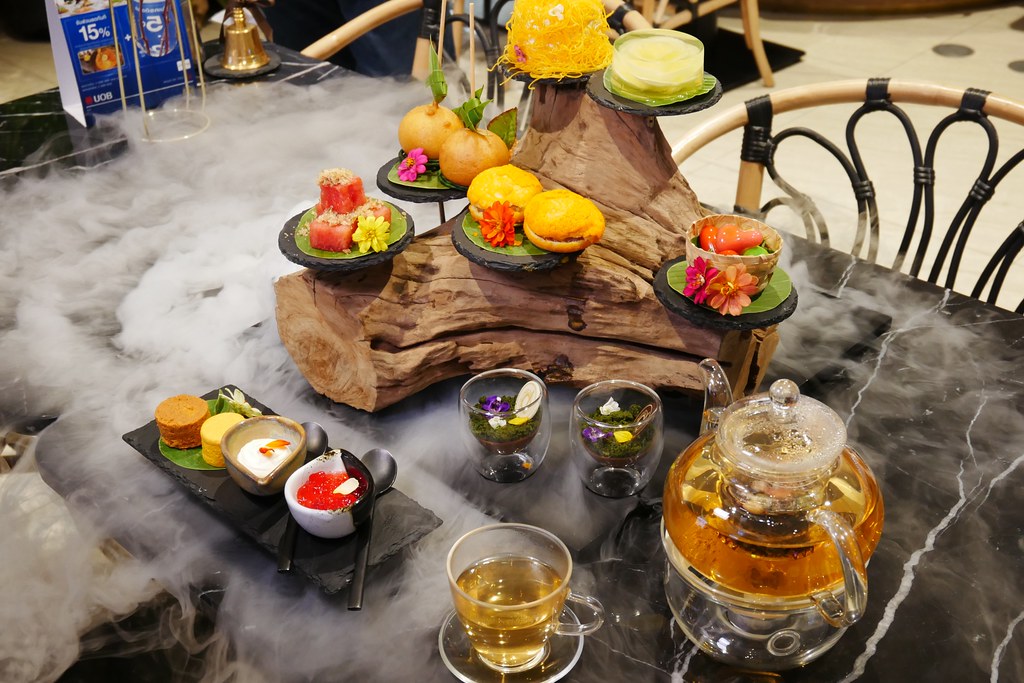 泰國曼谷｜Divana Signature Cafe．餘煙裊裊森林系貴婦下午茶，曼谷Central World百貨一樓 @飛天璇的口袋