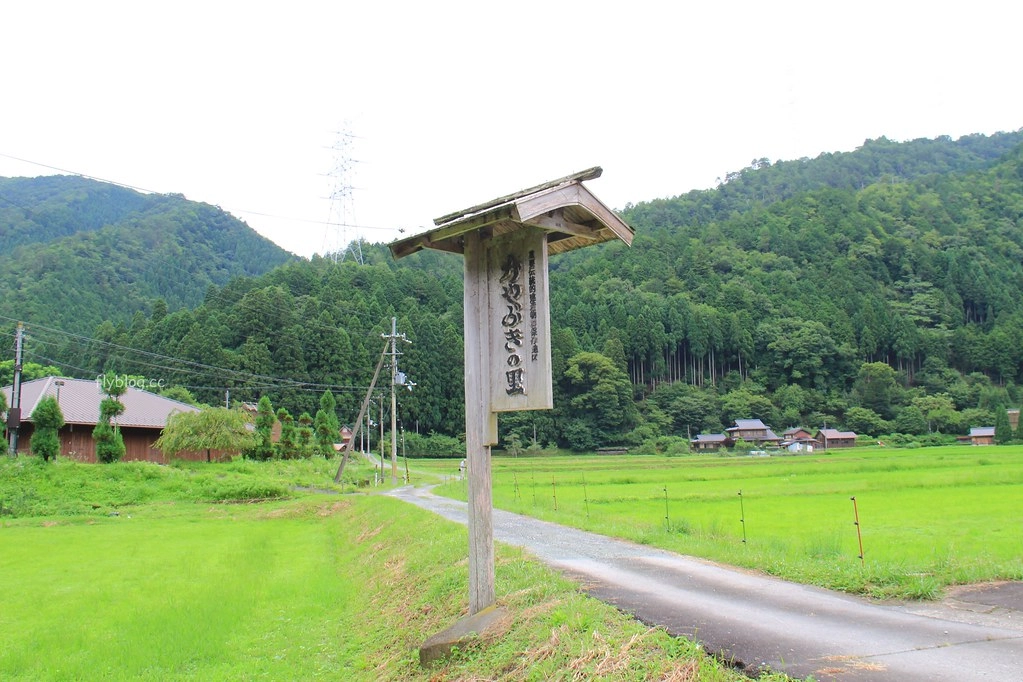 日本京都｜美山町一日遊．日本三大茅葺部落之一，絕世脫塵的美麗部落，京都到美山町交通方式 @飛天璇的口袋