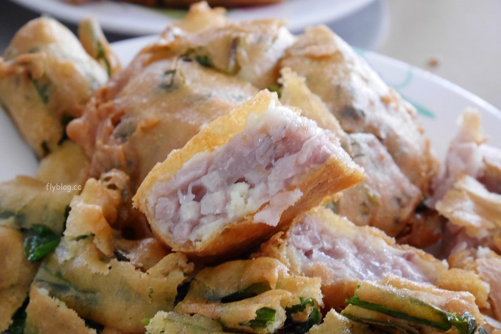 台中北屯｜丫忠炸粿．進化北路北屯國小旁炸粿，就在北屯市場對面 @飛天璇的口袋