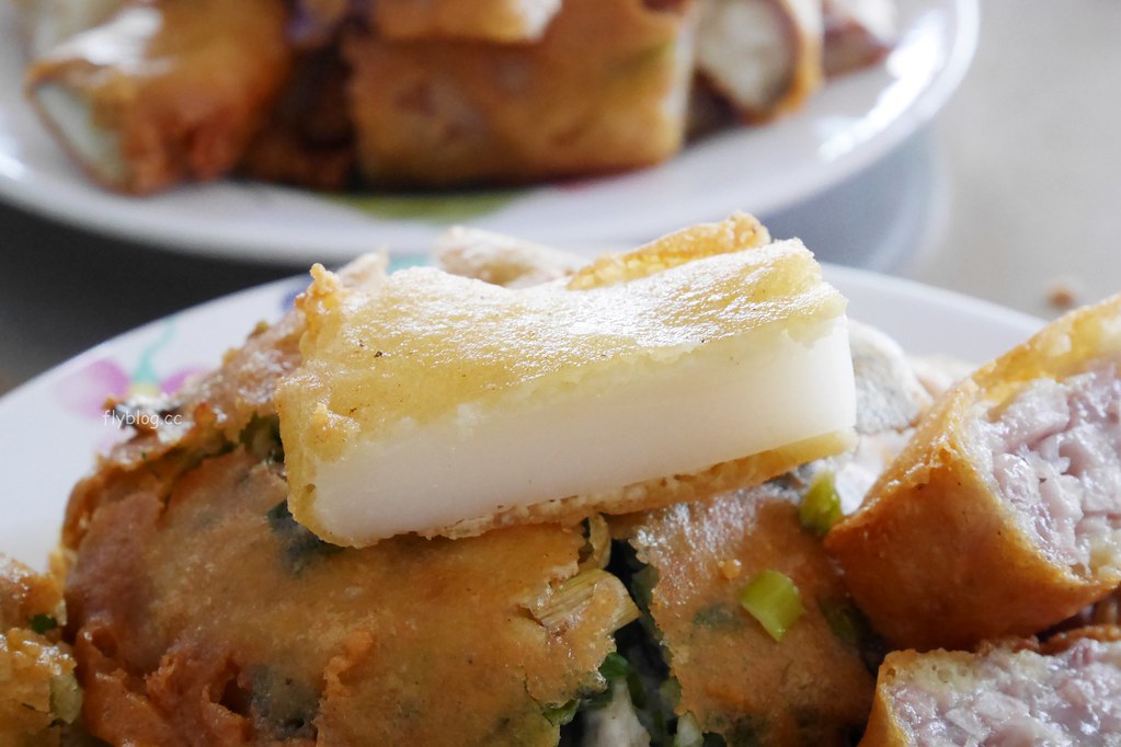 台中北屯｜丫忠炸粿．進化北路北屯國小旁炸粿，就在北屯市場對面 @飛天璇的口袋