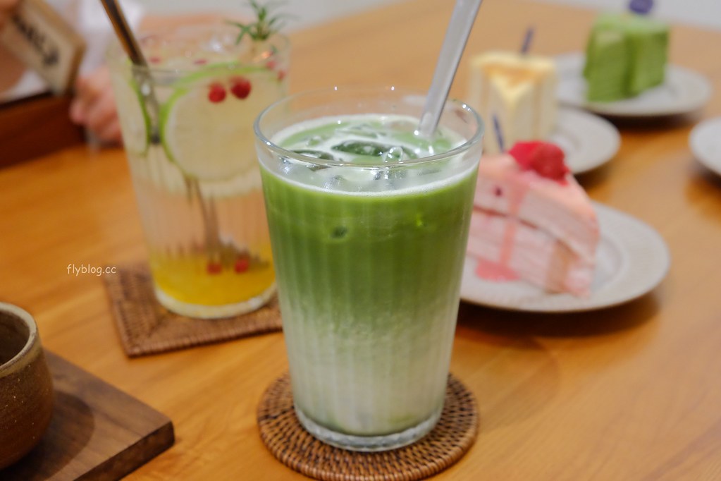 Overture序曲 散策65｜台中超人氣千層蛋糕專賣店，又一新據點再見老宅新風貌 @飛天璇的口袋