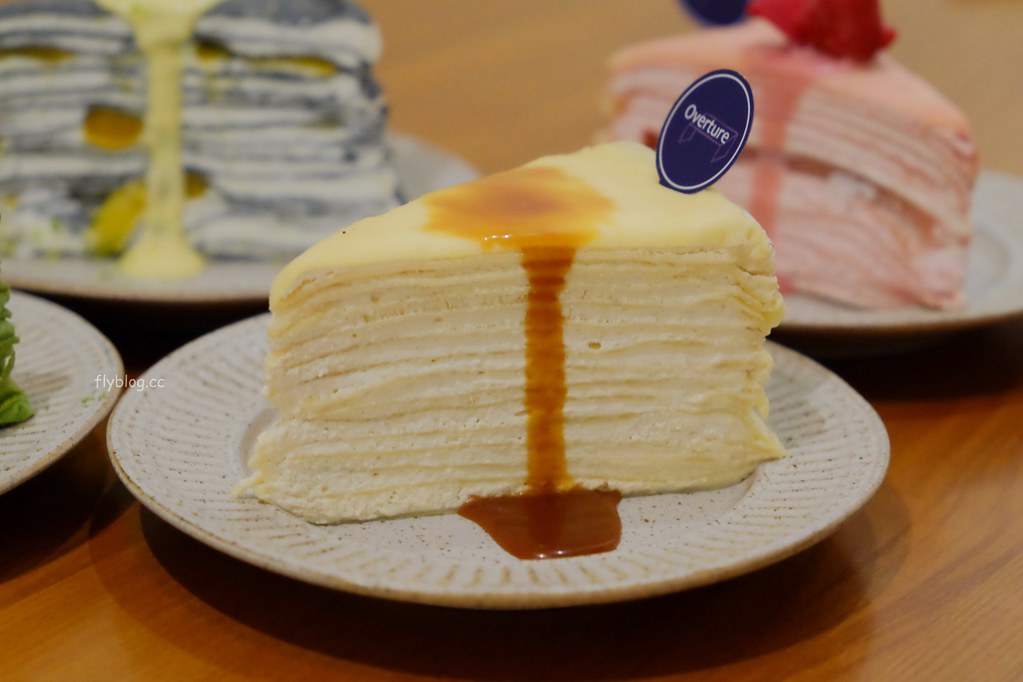 Overture序曲 散策65｜台中超人氣千層蛋糕專賣店，又一新據點再見老宅新風貌 @飛天璇的口袋