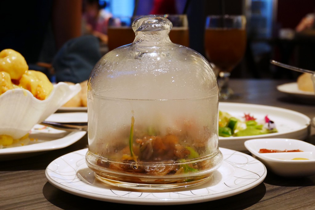 福容大飯店桃園機場捷運A8館 福粵樓┃桃園林口：將獨門醬料融入中式料理，原來吃中菜也可以很潮！ @飛天璇的口袋