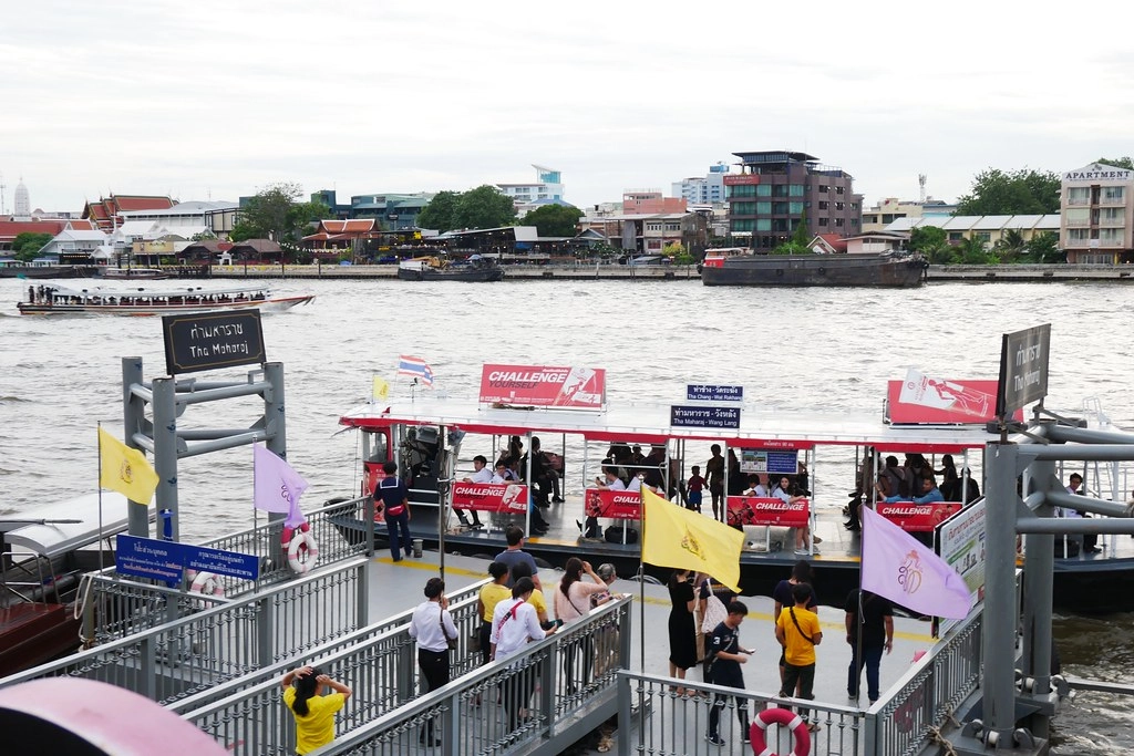泰國曼谷｜Savoey Thai Restaurant Maharaj 上味泰餐館．瑪哈拉碼頭欣賞昭披耶河美景，穿泰服用餐打9折 @飛天璇的口袋