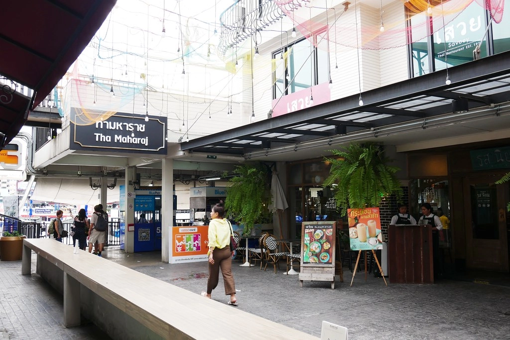 泰國曼谷｜Savoey Thai Restaurant Maharaj 上味泰餐館．瑪哈拉碼頭欣賞昭披耶河美景，穿泰服用餐打9折 @飛天璇的口袋