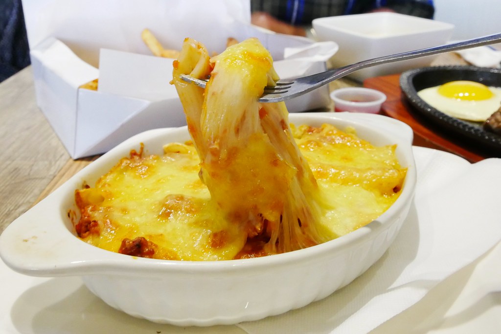 桃園旅遊｜桃園一日遊．桃園IG景點免費拍，【復興航棧】近距離看飛機吃美食 @飛天璇的口袋