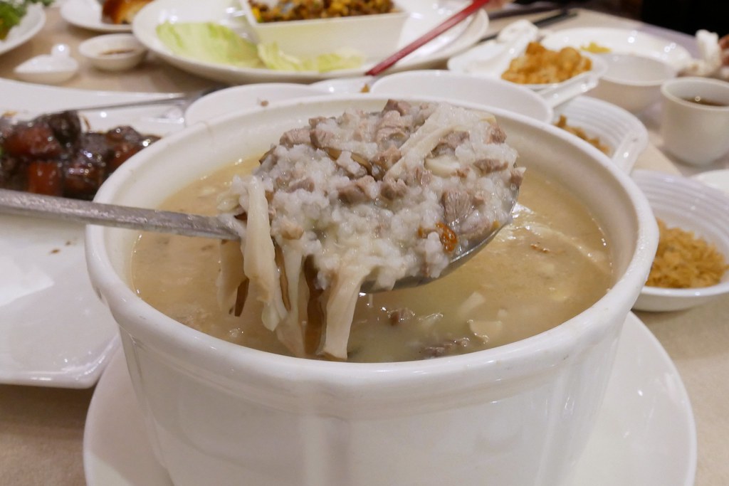 福容大飯店阿基師藝文茶樓⎜桃園美食：宜蘭溫泉養殖櫻桃鴨，手作京式片皮鴨一鴨三吃 @飛天璇的口袋