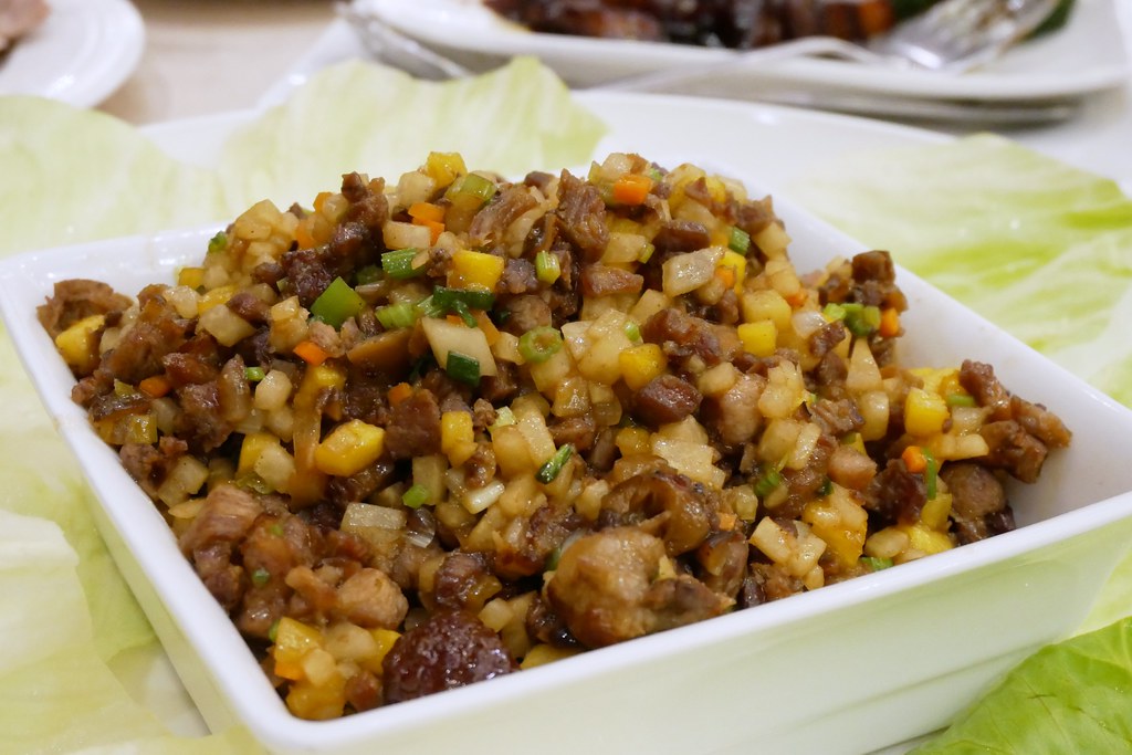 福容大飯店阿基師藝文茶樓⎜桃園美食：宜蘭溫泉養殖櫻桃鴨，手作京式片皮鴨一鴨三吃 @飛天璇的口袋