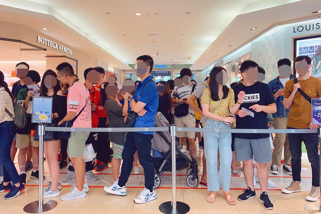 台中Lady M千層蛋糕｜紐約殿堂級千層蛋糕進駐台中，新光三越一樓還有台中限定獨家口味 @飛天璇的口袋