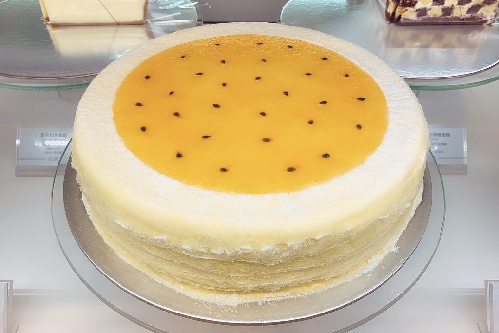 台中Lady M千層蛋糕｜紐約殿堂級千層蛋糕進駐台中，新光三越一樓還有台中限定獨家口味 @飛天璇的口袋
