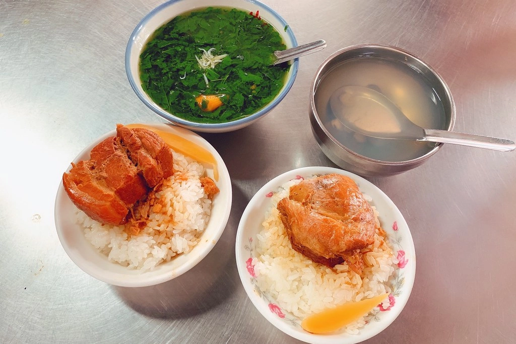 台中中區｜第二市場吃什麼？精選15間台中第二市場小吃美食 @飛天璇的口袋